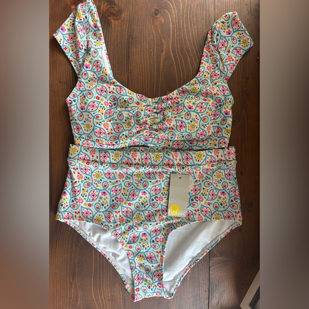 Boden women's size 6 Multicolor Printed two-Piece Swimsuit